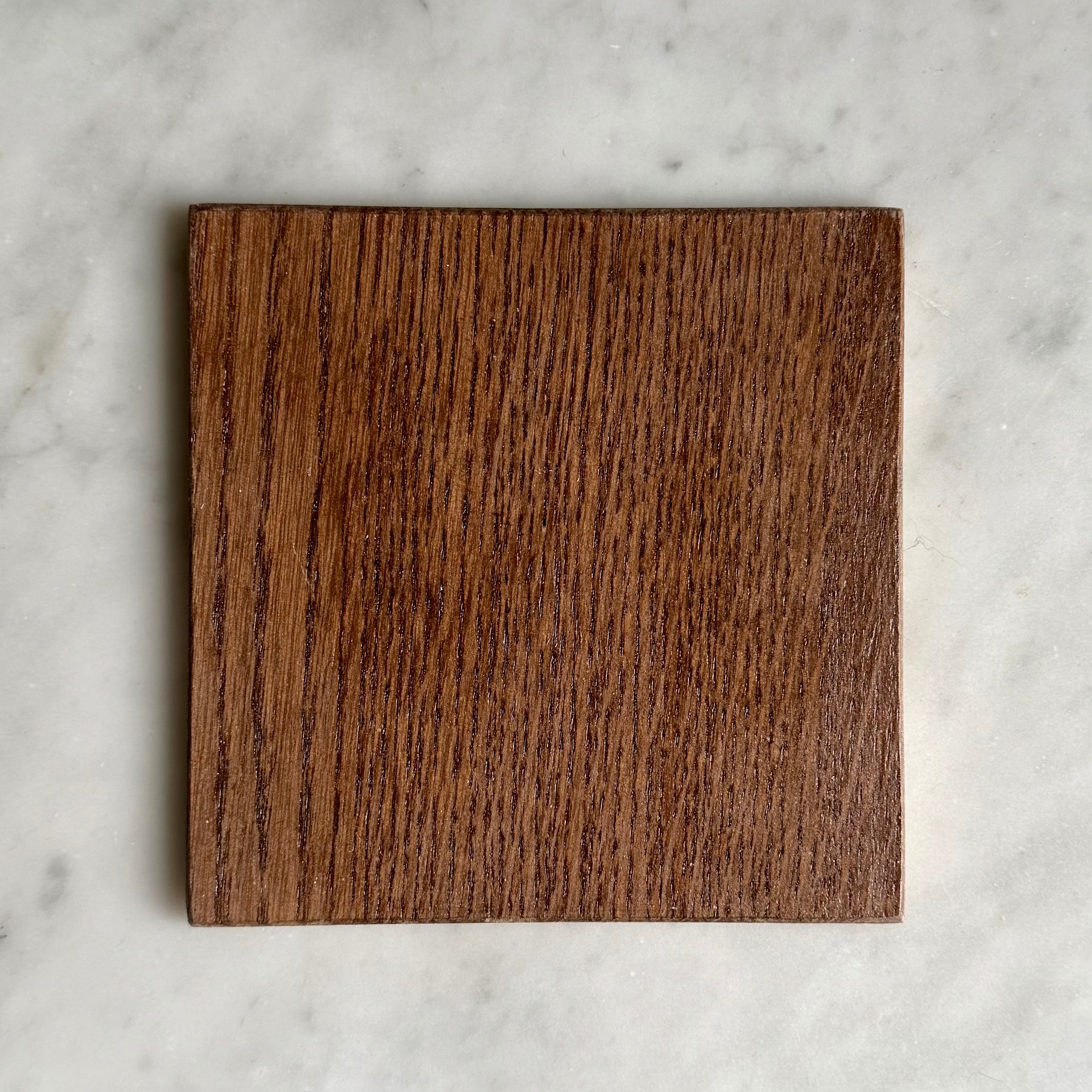 Echantillons placage chêne foncé